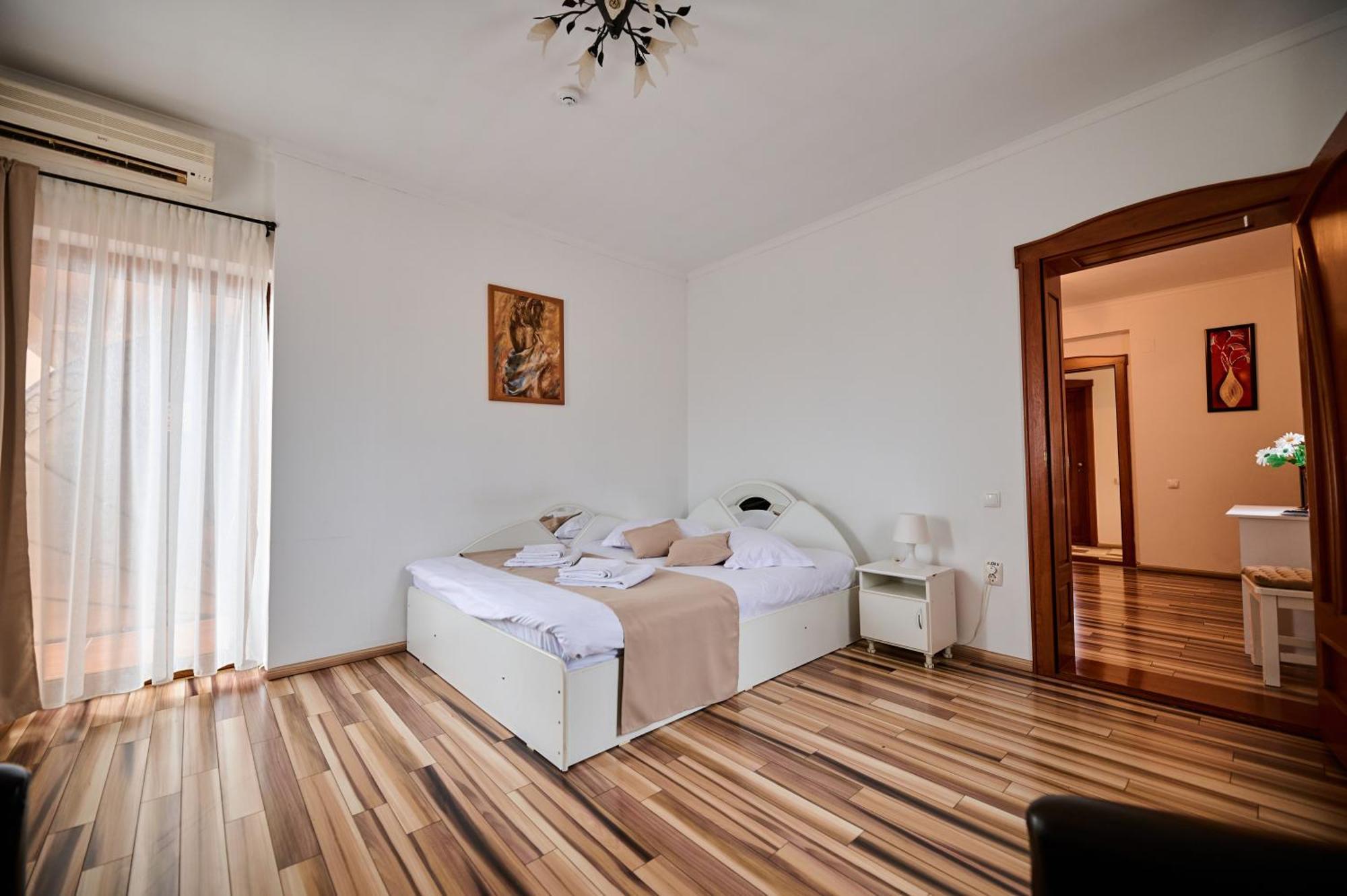 Pensiunea Kenza Targu Mures Exterior photo
