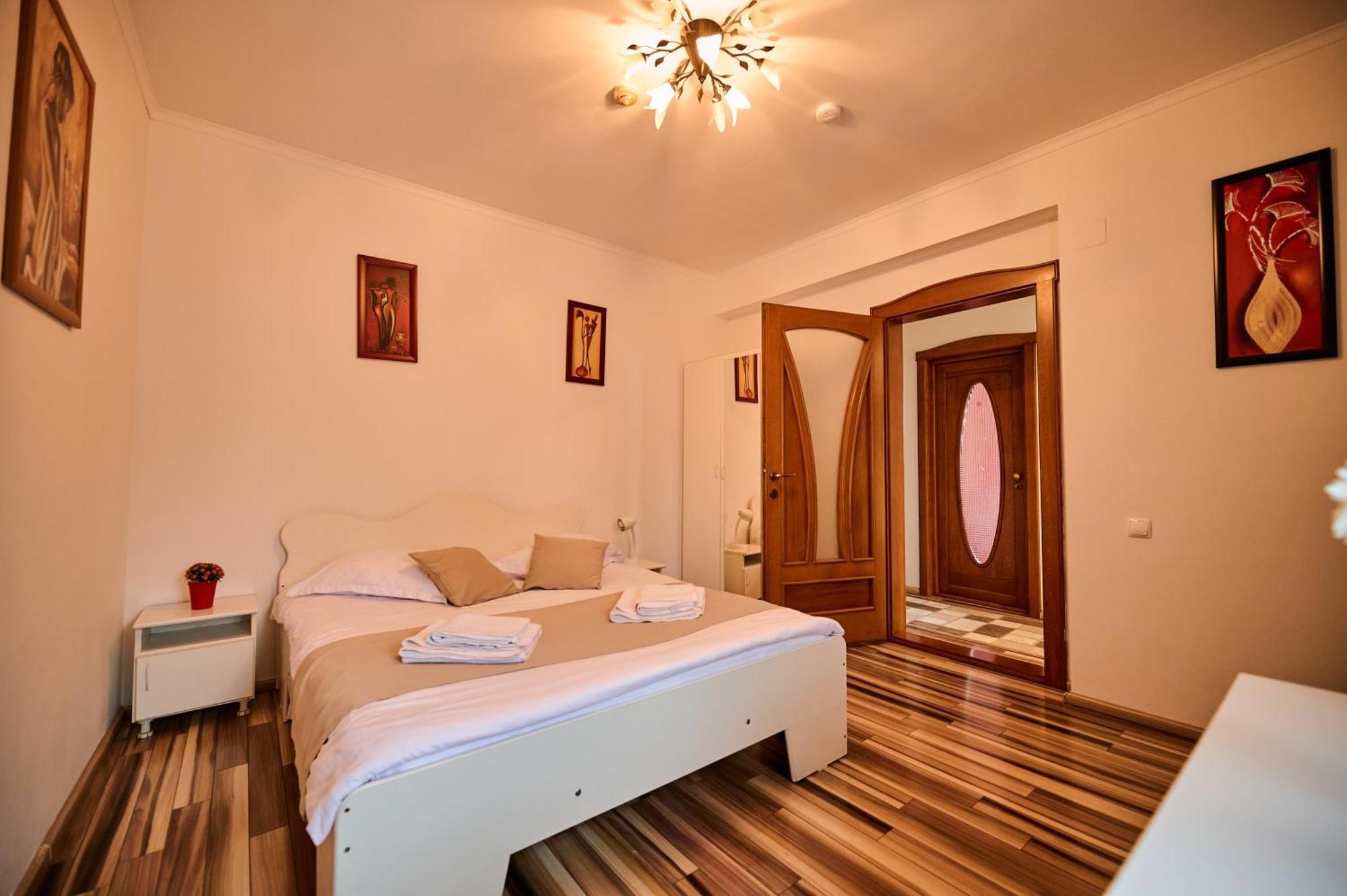Pensiunea Kenza Targu Mures Exterior photo